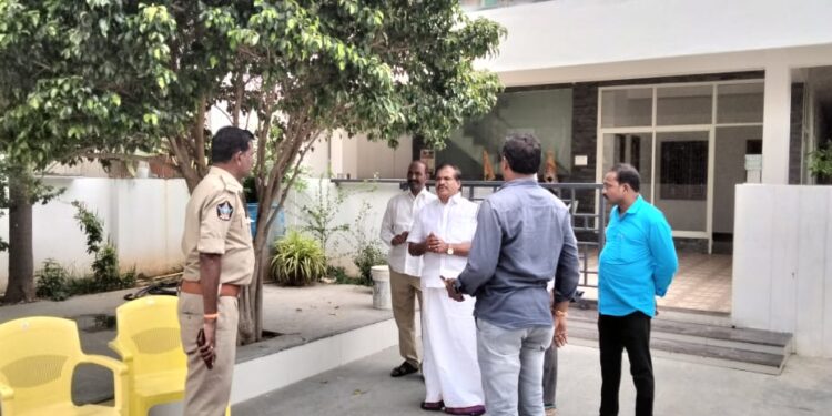 చిత్తశుద్ధి ఉంటే వైసీపీకి రాజీనామా చేయండి : మల్లెల లింగారెడ్డి