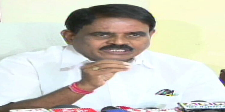 జగన్రెడ్డి కాల్సెంటర్ విడ్డూరం