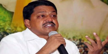 లేపాక్షి భూములు స్వాహా