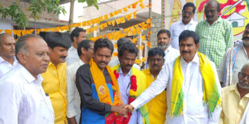 మైలవరంలో వైసీపీకి బిగ్‌షాక్‌