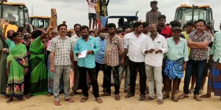 పుంగనూరులో తిరగబడ్డ జనం