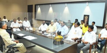 గాంధీపై హత్యాయత్నం చేస్తే ఏమిటీ మీ నిర్లక్ష్యం?