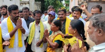 జగన్ రెడ్డి రాష్ట్రాన్ని సర్వనాశనం చేశాడు : పరిటాల శ్రీరామ్