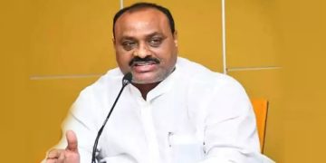 టీడీపీ నేతలపై అక్రమ కేసులు దుర్మార్గం