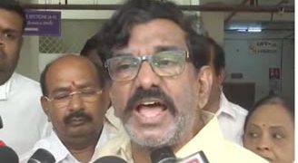 విజయసాయి ఆధ్వర్యంలోనే సిలికా అక్రమ తవ్వకాలు: సోమిరెడ్డి