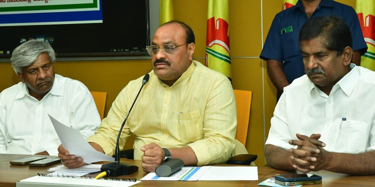 మద్యం తయారీ నుంచి అమ్మకాల వరకూ జగన్ కనుసన్నల్లోనే!