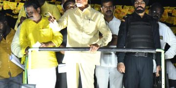 వైసీపీ మునిగిపోయే నావ..ఎవరూ కాపాడలేరు