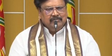 దళితులపై జగన్‌ది కపట ప్రేమ: వర్ల