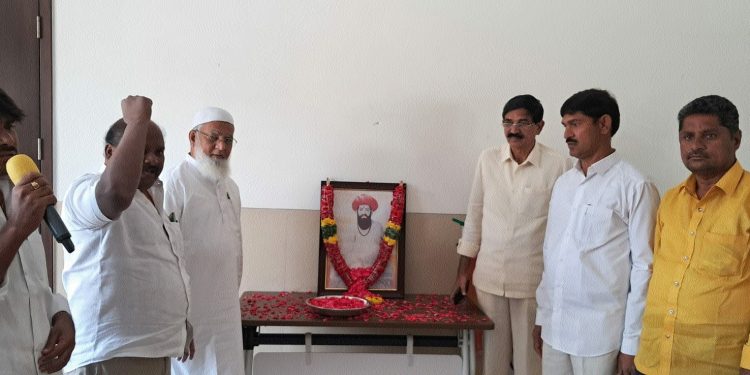 బంజారాల ఆత్మస్థయిర్యం సేవాలాల్