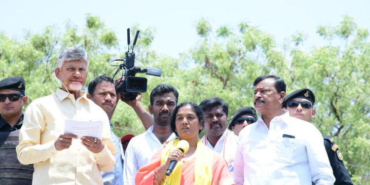 సీమకు గోదావరి జలాలిస్తా