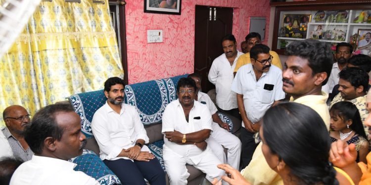 అభివృద్ధి చేయడానికే వచ్చా… ఆదరించండి!