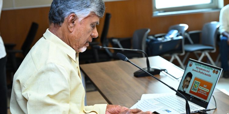 ఐదేళ్ల పాలనలో రాష్ట్రంలో బాగుపడింది జగన్ ఒక్కడే