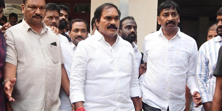 శిరోముండనం కేసులో వైసీపీ ఎమ్మెల్సీ త్రిమూర్తులుకి జైలు శిక్ష