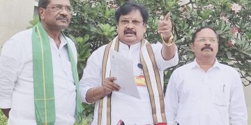 హత్యాయత్నం కాదు..జగన్నాటకమే