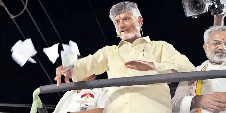 ప్రశాంతమైన గోదావరి జిల్లాలను పులివెందుల్లా మార్చారు