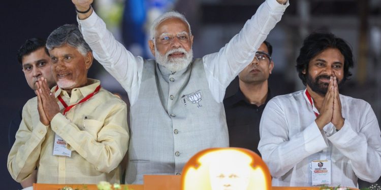 విజయవాడలో ఎన్డీయే అగ్రనేతల రోడ్ షో