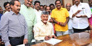 వడివడిగా అడుగులు