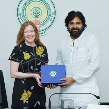 ఉప ముఖ్యమంత్రి పవన్ కళ్యాణ్తో యూఎస్ కాన్సుల్ జనరల్ భేటీ