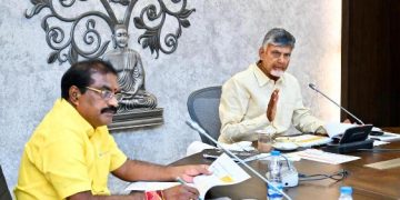 చివరి ఆయకట్టుకు సైతం సాగునీరు అందించాలి