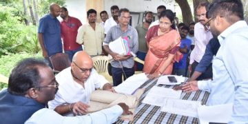 భూ రికార్డులు సరిచేస్తాం