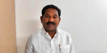 వెనుకబడిన వర్గాలకు విద్య, వైద్యంలో బాధ్యతగా వ్యవహరించాలి