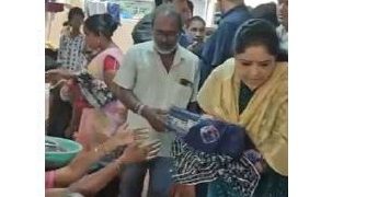 ముంపు ప్రాంతాల్లో మంత్రి సంధ్యారాణి పర్యటన