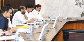 ప్రజారోగ్యానికి ప్రాధాన్యతనిస్తూ..!