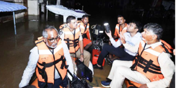 నాయకుడంటే చంద్రన్నే!