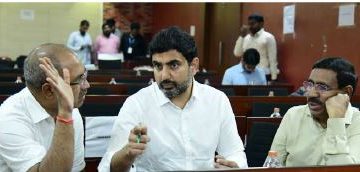 మంత్రి లోకేష్‌ పర్యవేక్షణలో శరవేగంగా గండ్ల పూడ్చివేత పనులు