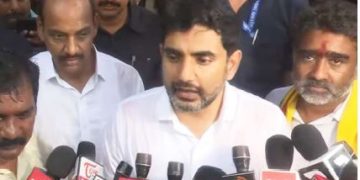 డిక్లరేషన్‌ సాంప్రదాయాన్ని జగన్‌ పాటిస్తే బాగుంటుంది!