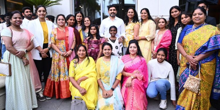 అమెరికాలోనూ అదే ఆదరణ!