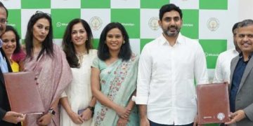 వేళ్ల అంచుల్లో సర్కారు సేవలు