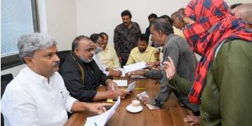 ఎన్టీఆర్‌ వైద్యసేవలో ఆసుపత్రులను పిండేశారు..