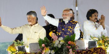 అభివృద్ధి ప్రదాతలకు జన నీరాజనం