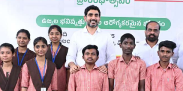 ఇక్కడ యువతకు ఇక్కడే ఉద్యోగాలు