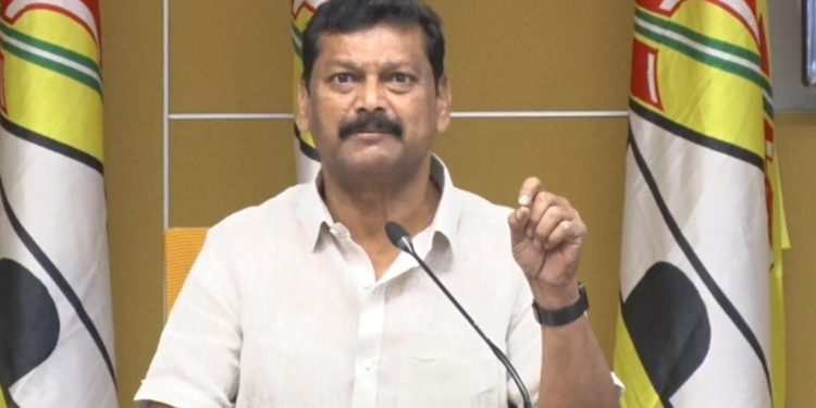 గిరిజన హక్కుల రక్షణకు కూటమి కట్టుబడి ఉంది