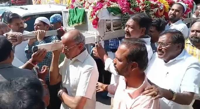 ఎన్టీఆర్ వీరాభిమాని అంత్యక్రియలు