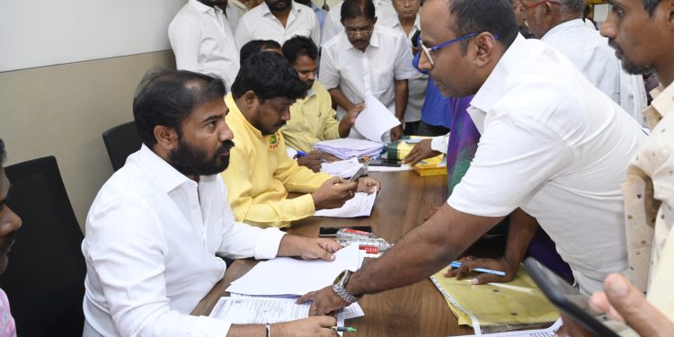 విశాఖ సహకార బ్యాంక్లో భారీ కుంభకోణం