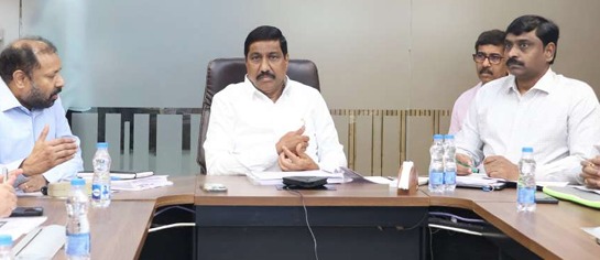 జాతీయ రహదారులు, రైల్వే ప్రాజెక్టులు వేగవంతం