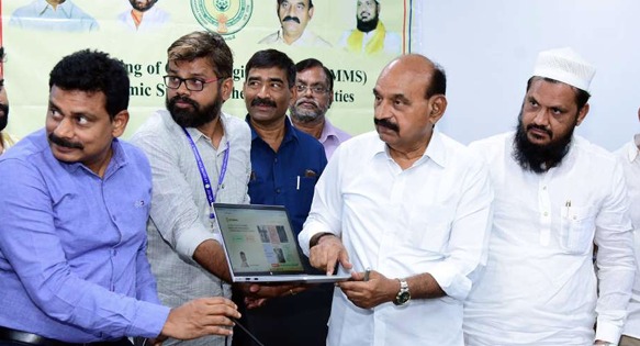 మైనారిటీల సంక్షేమానికి ప్రాధాన్యం