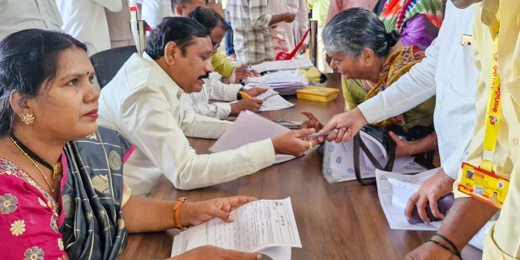 దొంగ అగ్రిమెంట్‌తో కానిస్టేబుల్‌ దందా