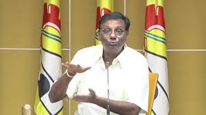 31 కేసులున్న జగన్ను ఎక్కడ, దేనితో కొట్టాలి