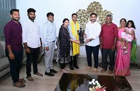 రాష్ట్రానికి గర్వకారణంగా నిలిచారు