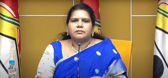 మహిళలపై రాళ్లదాడి హేయం