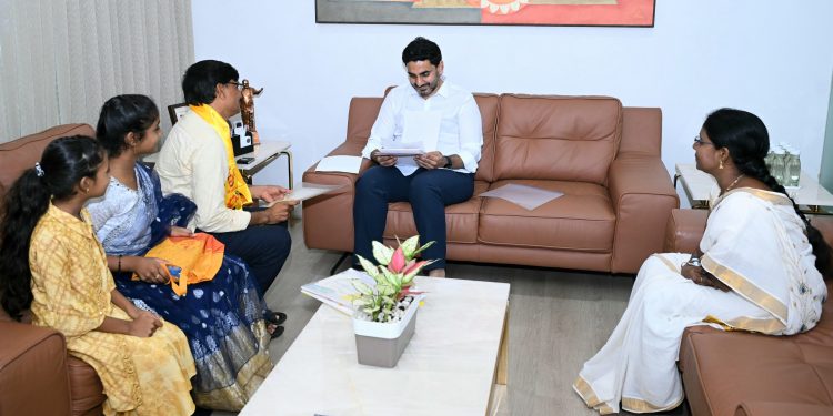 ప్రాణమిచ్చే కార్యకర్తలే మా ధైర్యం