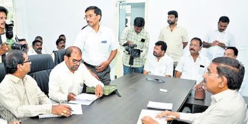 హైస్కూళ్ల రూపురేఖలు మారుస్తాం