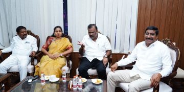 జనార్దన్‌రెడ్డిని కలిసిన సహచర మంత్రులు