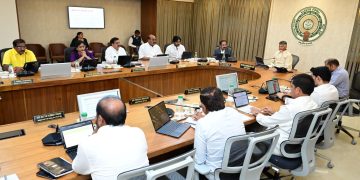 ఆ దేశానికి వెళ్లి మరీ బేదిరించారు!