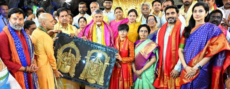 అంగరంగ వైభవంగా సాలకట్ల బ్రహ్మోత్సవాలు