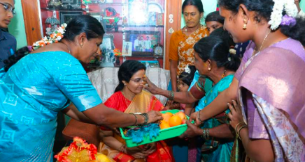 దేవత దిగివస్తే, ఆనందం.. ఆశ్చర్యం!